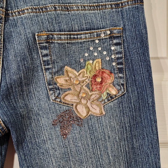 JOU JOU | Retro Fade Wash Embellished Jeans - Junior 7/8 - Picture 4 of 14